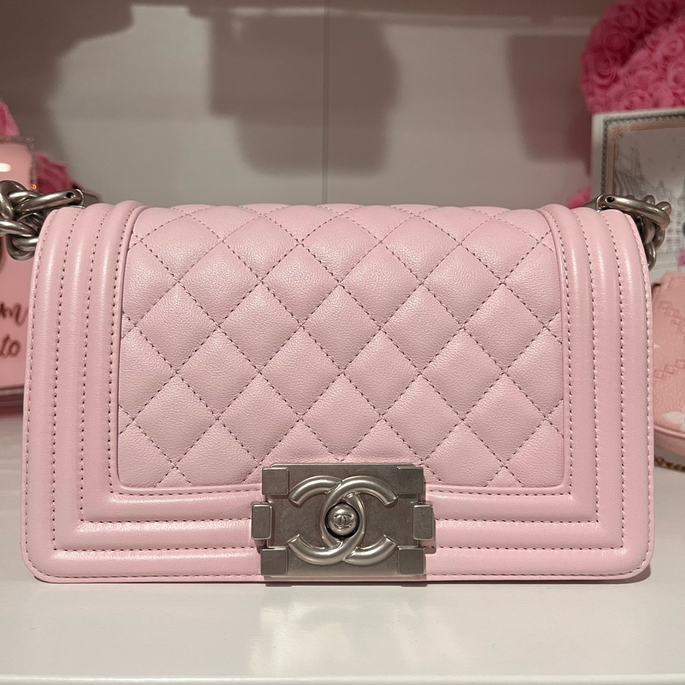 Small Chanel boy from 22p collection